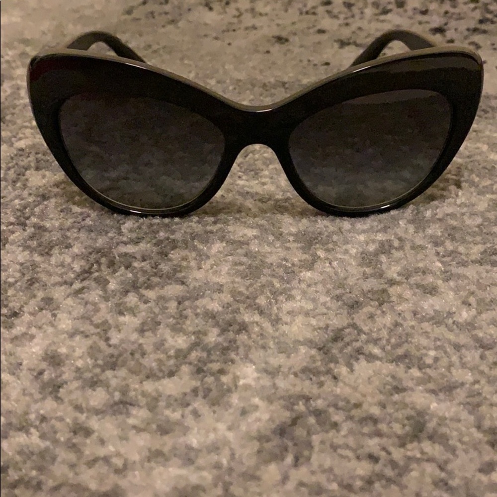 DOLCE & GABBANA SUNGLASSES!
